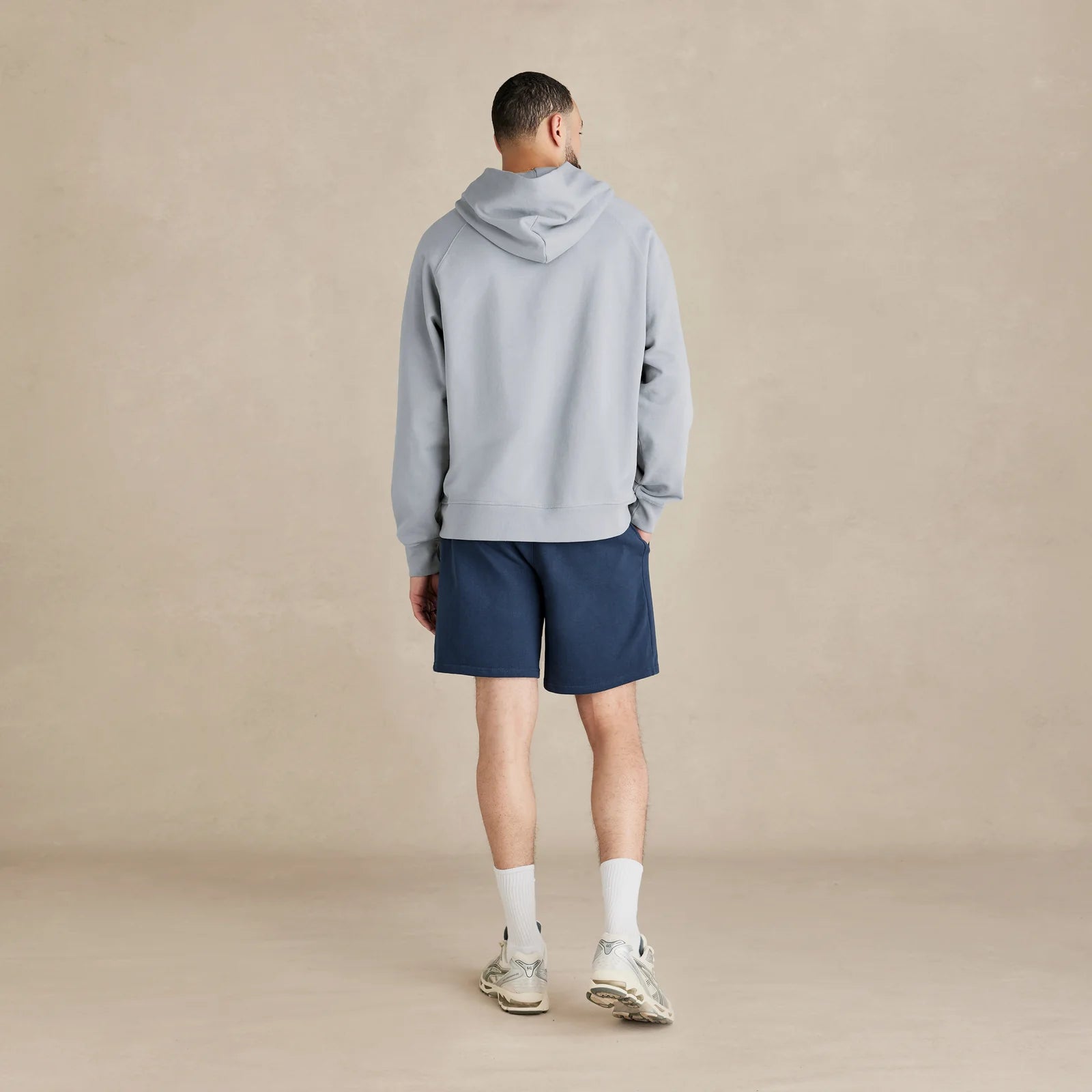 Relaxed Hoodie light grey back view