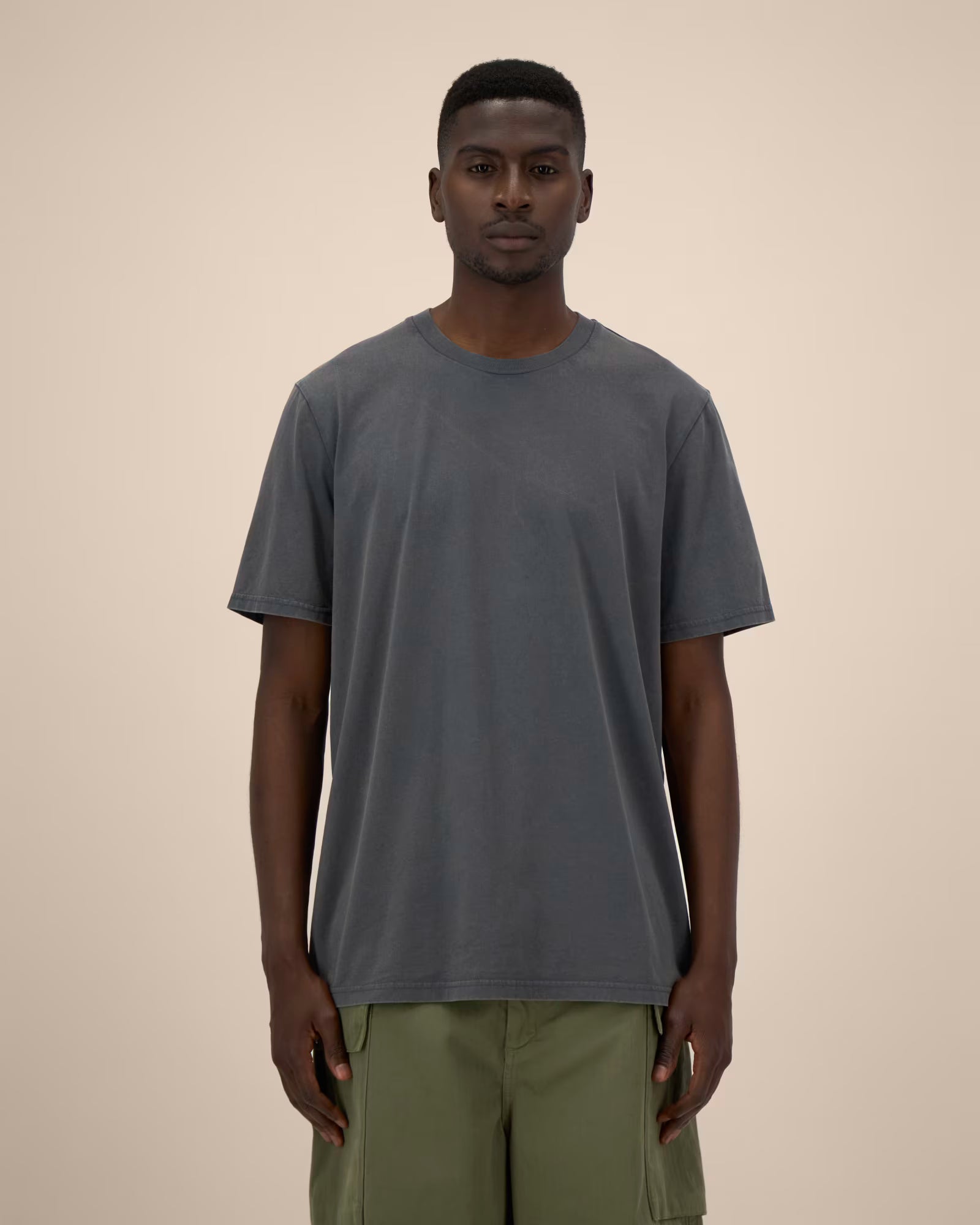 charcoal grey unisex cotton t-shirt on model
